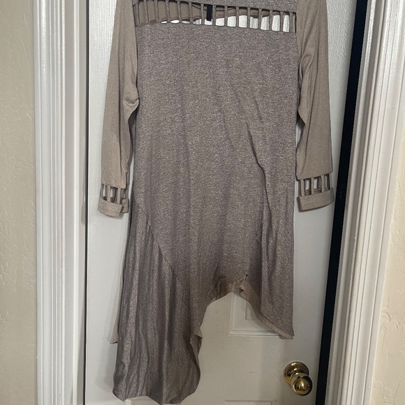 IC Collection by Connie K Beige/Tan Top SZ XL - Picture 10 of 10